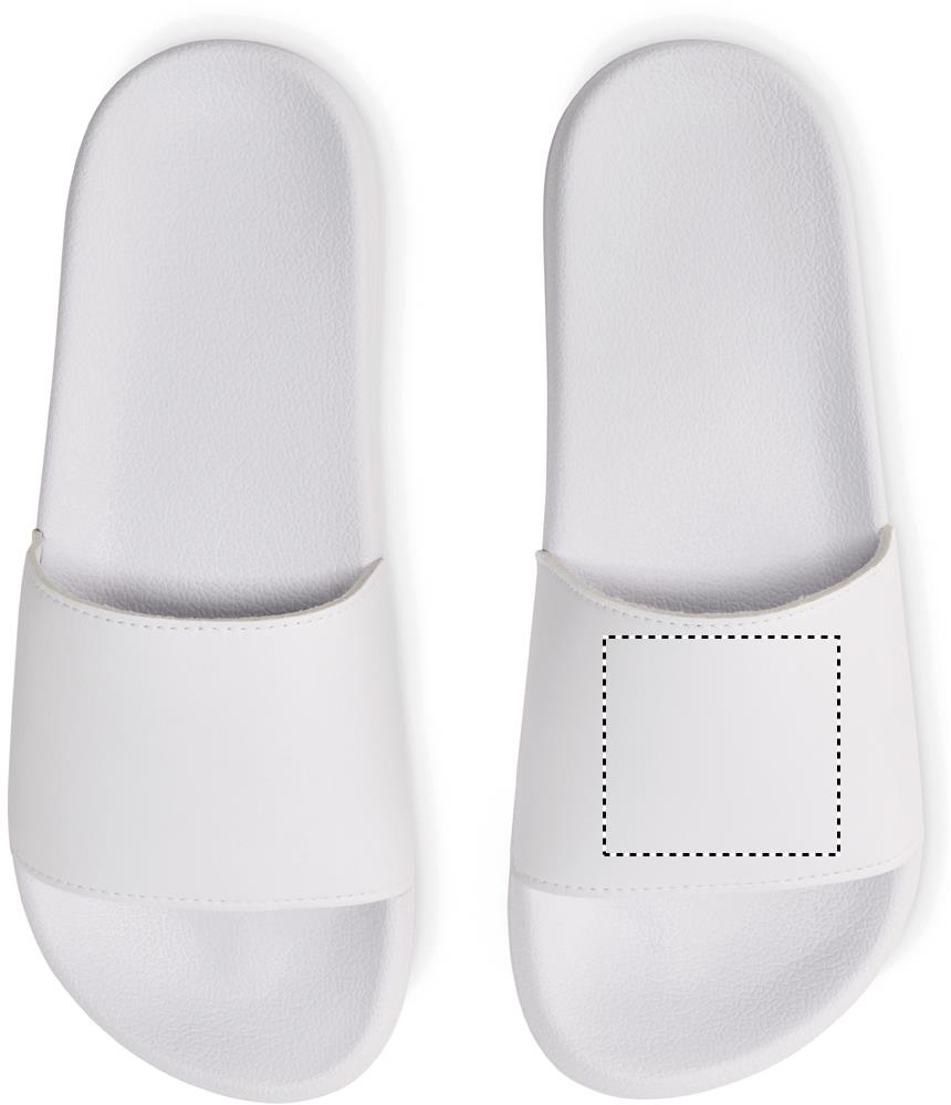 Derecha: 70x65 mm