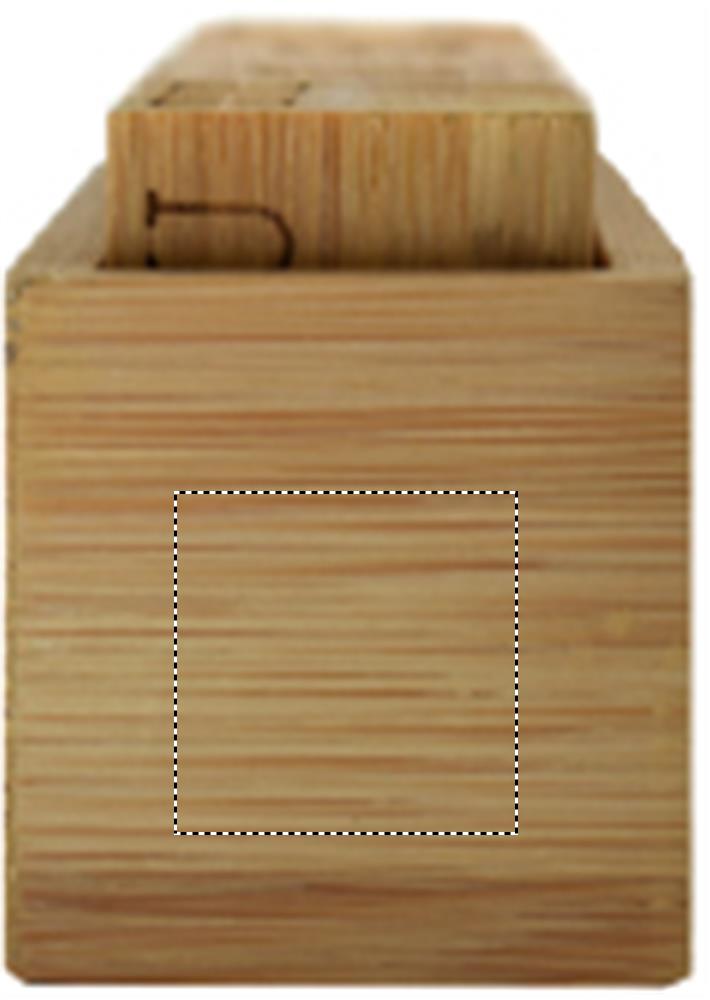 Izquierda: 20x20 mm
