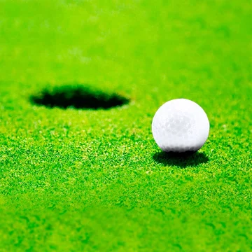 Pelota de Golf Nessa de 4 capas en colores vivos, Ø 4,2 cm